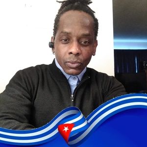 Meet your Posher, Luis